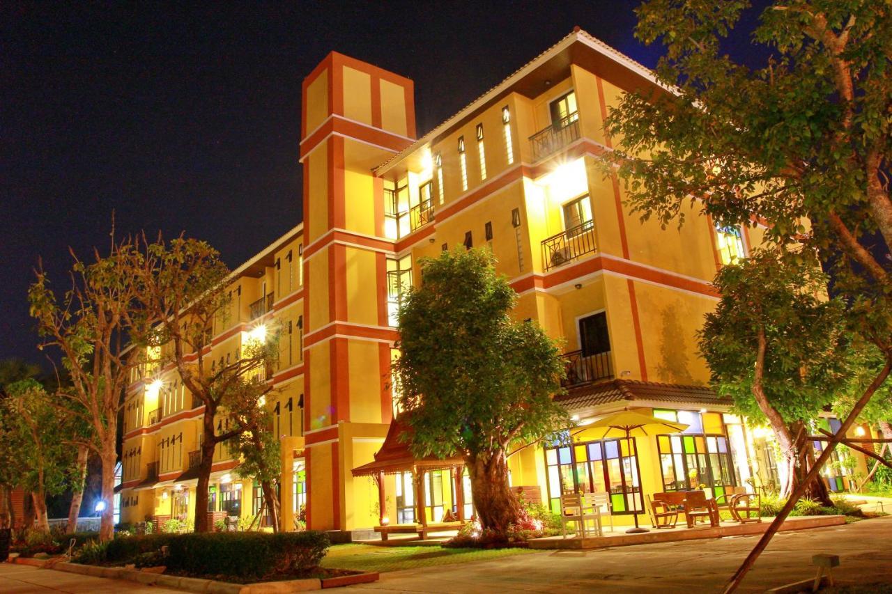 Boonme Heritage Phitsanulok Dış mekan fotoğraf